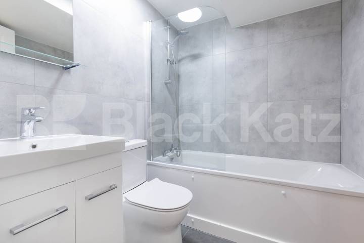 Black Katz is proud to offer this superb two bedroom garden flat finished to a high standard Burlington Gardens, London, W3,  London
