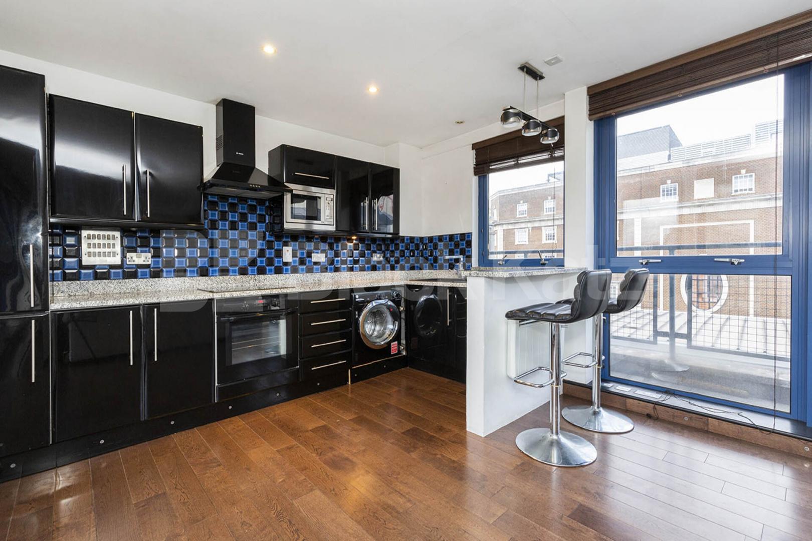 Spectacular penthouse in a central location EC1 Masons Yard , Clerkenwell 