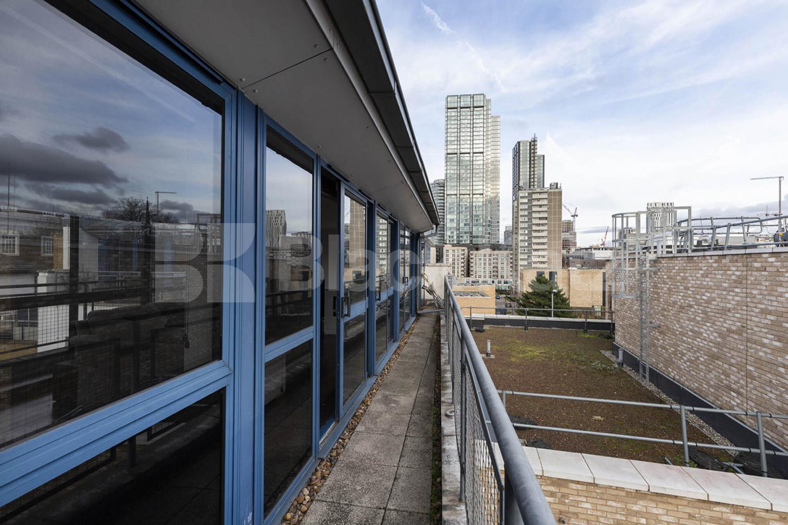 Spectacular penthouse in a central location EC1 Masons Yard , Clerkenwell 