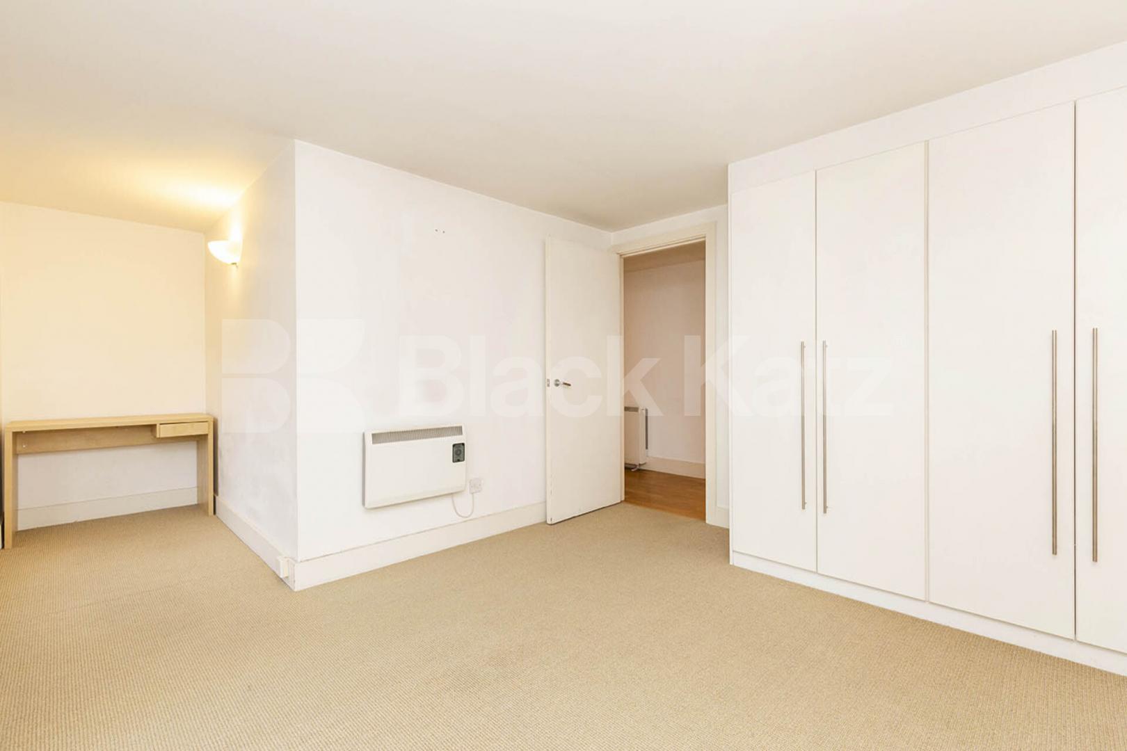 Spectacular penthouse in a central location EC1 Masons Yard , Clerkenwell 