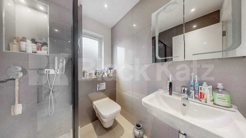 			3 Bedroom, 2 bath, 1 reception 			 Marley Walk, London, NW2,  London