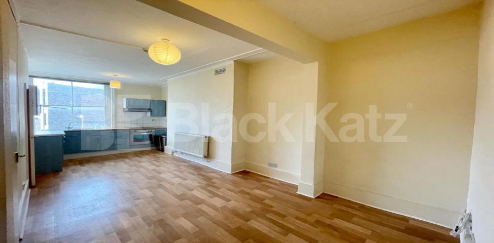 			LET , 2 Bedroom, 1 bath, 1 reception Apartment			 Blackfriars Road, Southwark