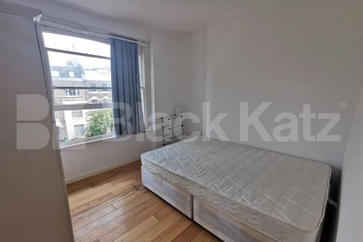 Contemporary two double bedroom flat set on the first floor of a period convers Marlborough Road, Upper Holloway 