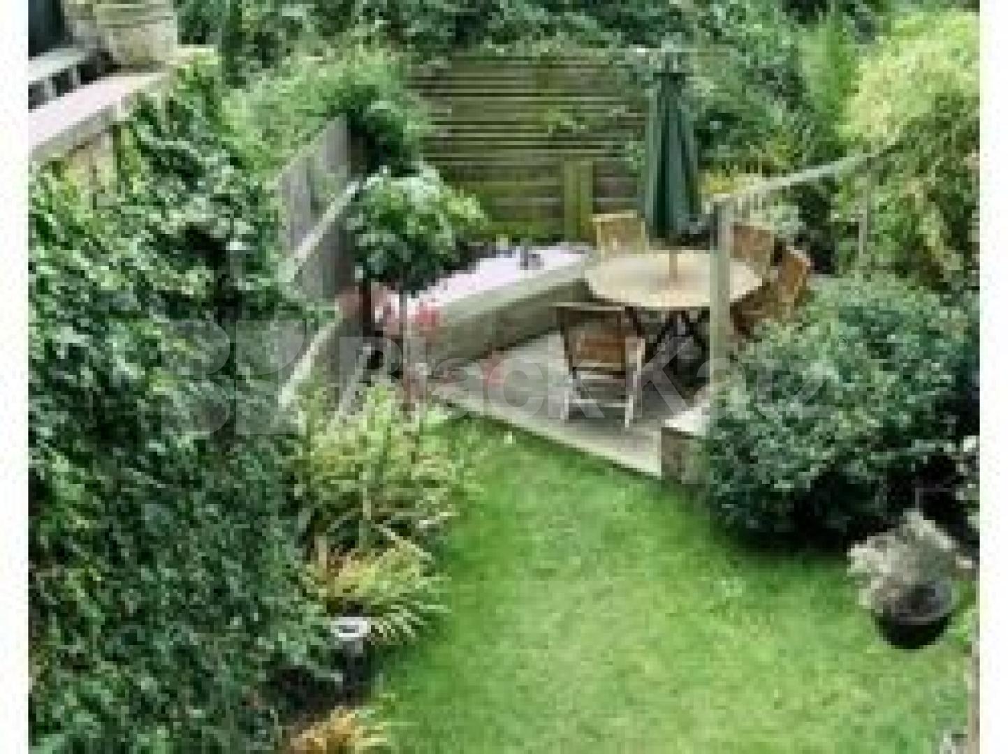 			New Instrction, 2 Bedroom, 1 bath, 1 reception Flat			 Agar Grove, CAMDEN