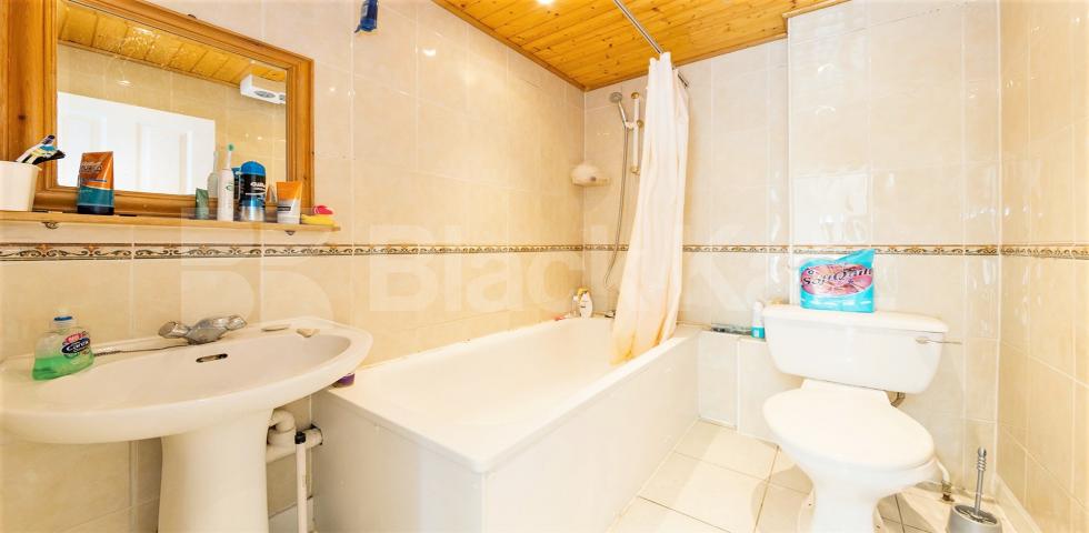 This is an excellent three double bedroom apartment in a Victorian conversion in Golders Green Powis Gardens, London, NW11,  London