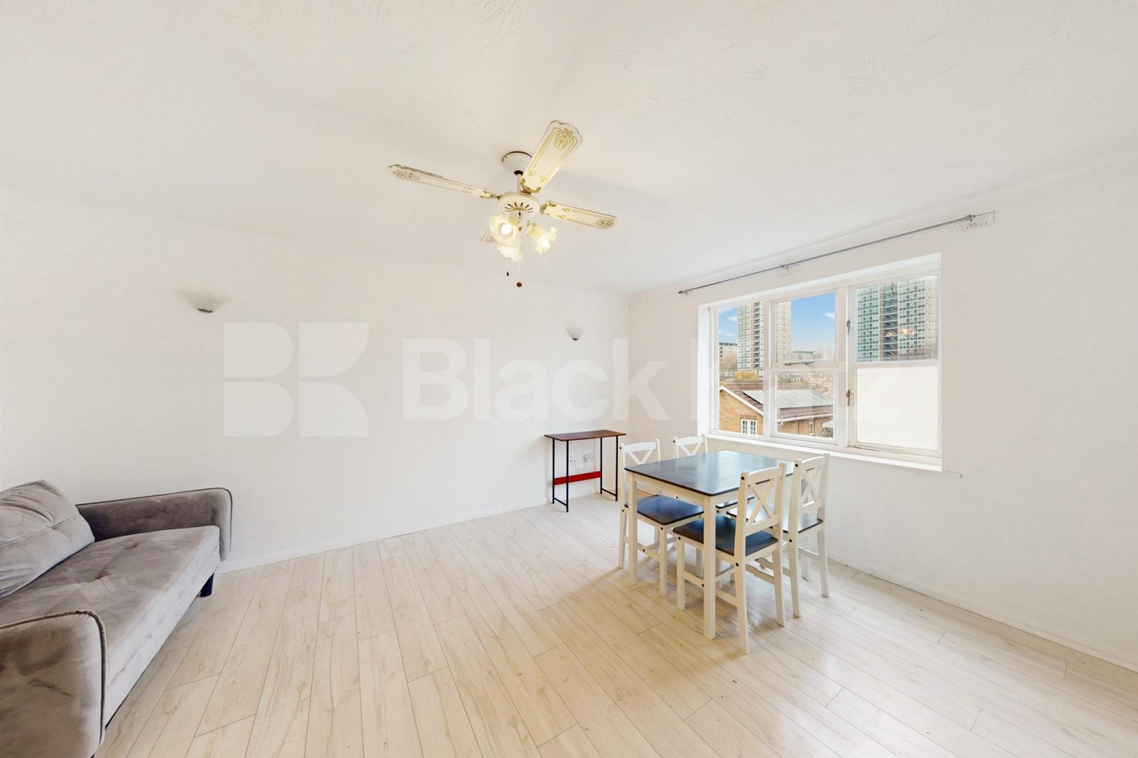 Duplex apartment flooded with natural light and very good storage Cadet Drive , Bermondsey