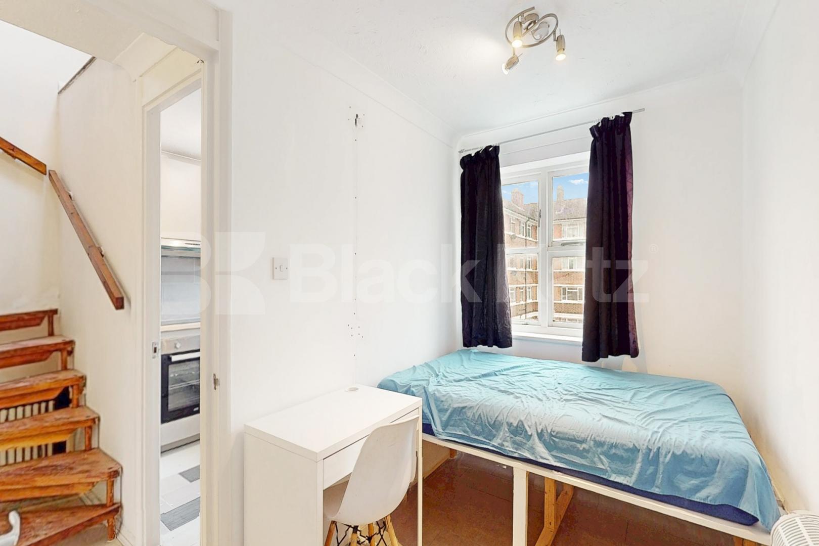 Duplex apartment flooded with natural light and very good storage Cadet Drive , Bermondsey