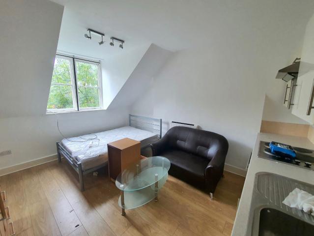 Modern Studio Chichele Road, Willesden Green