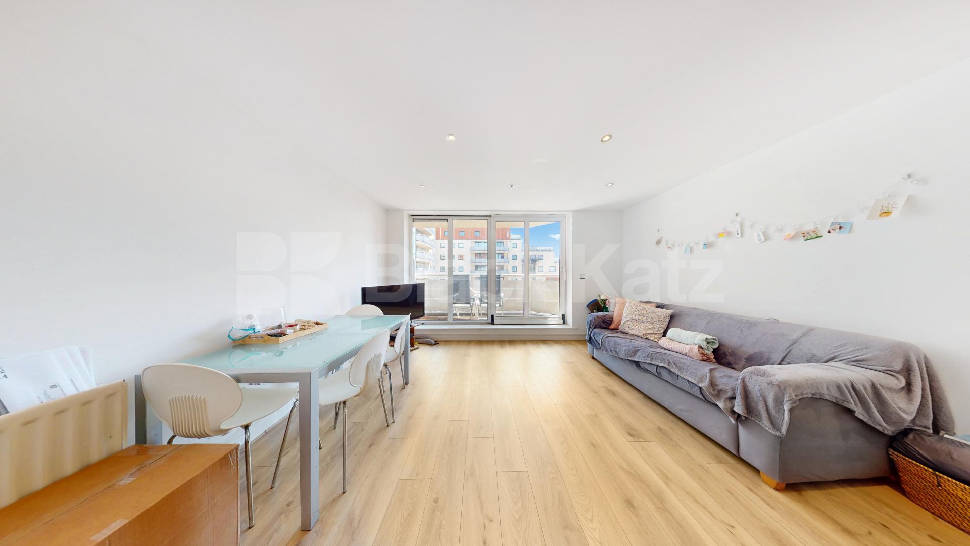 Stunning 2 Bed, 2 Bath Apartment in Wards Wharf with Balcony & Gym Wards Wharf Approach, Silvertown