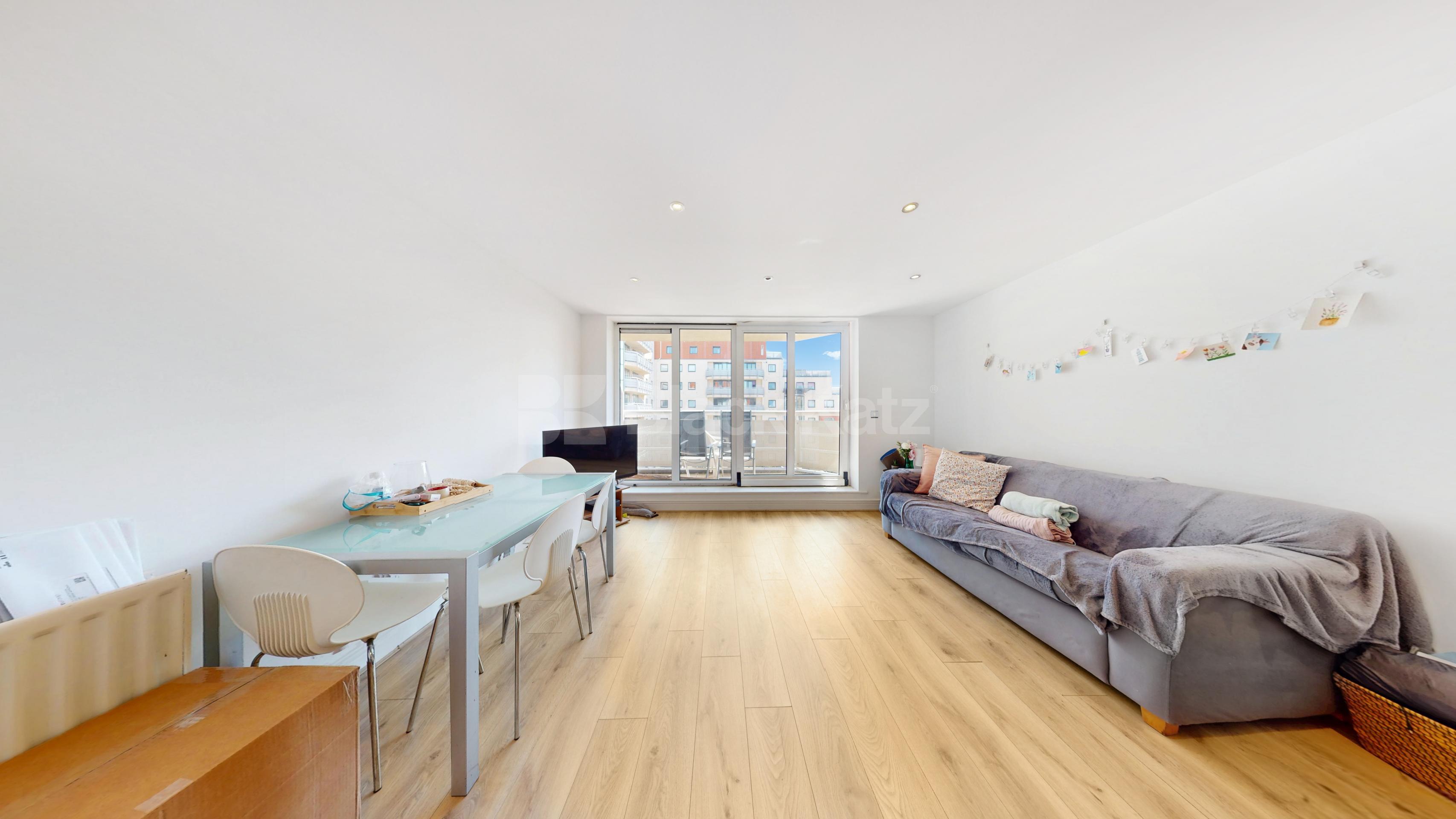 Stunning 2 Bed, 2 Bath Apartment in Wards Wharf with Balcony & Gym Wards Wharf Approach, Silvertown E16