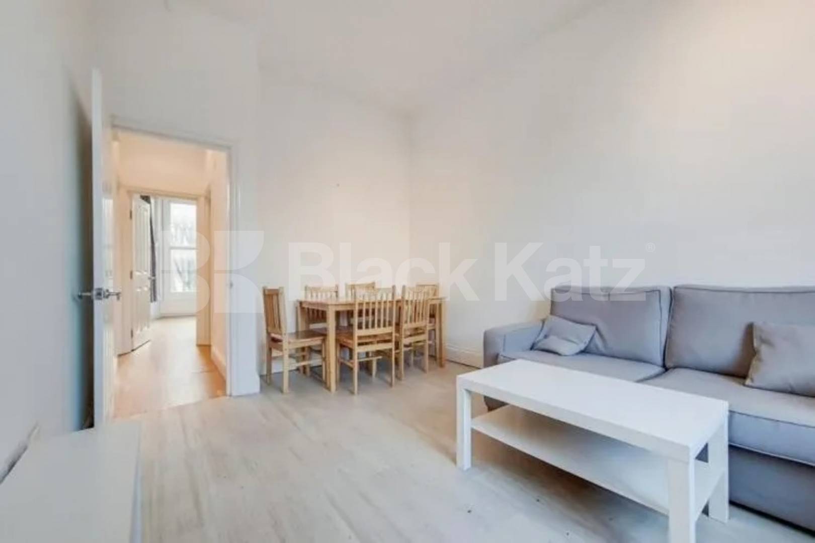 5 bedroom maisonette with 2 bathrooms lounge and a huge decked garden Marlborough Road, Archway