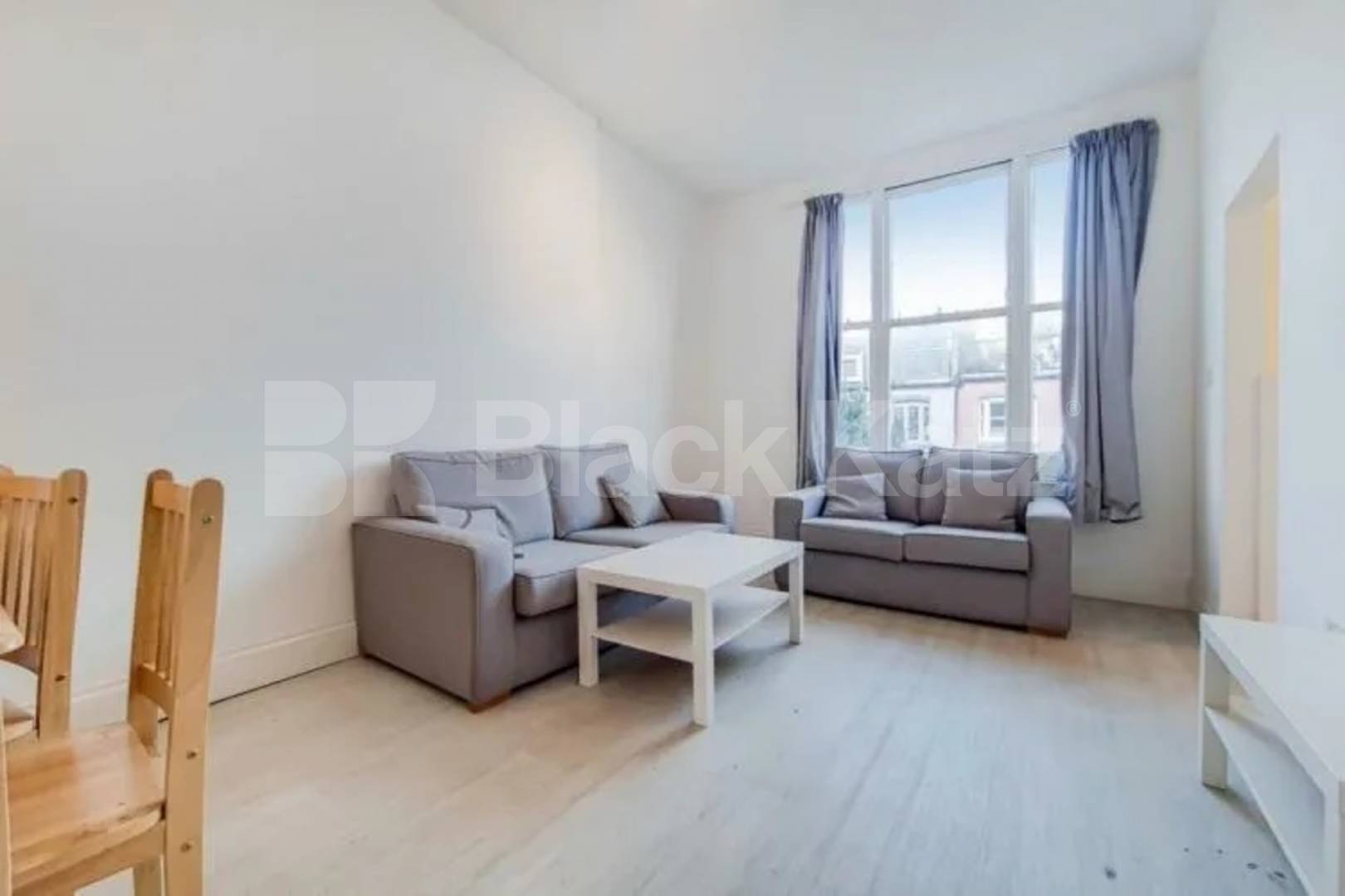 5 bedroom maisonette with 2 bathrooms lounge and a huge decked garden Marlborough Road, Archway