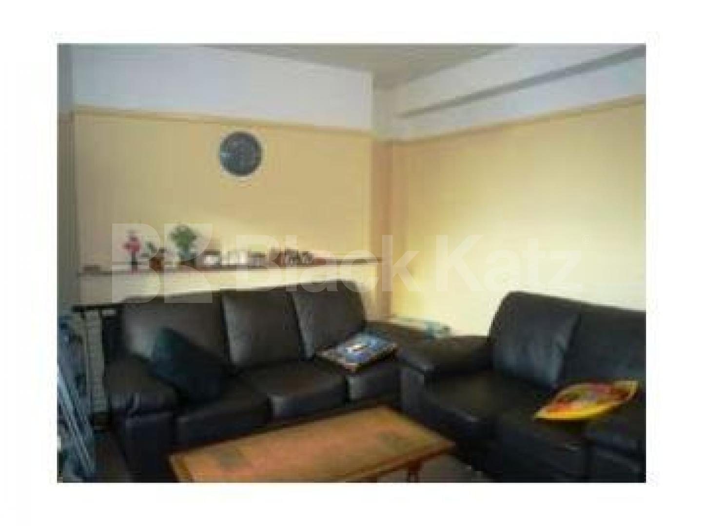 			3 Bedroom, 1 bath, 1 reception Flat			 Bounds Green Road, BOUNDS GREEN