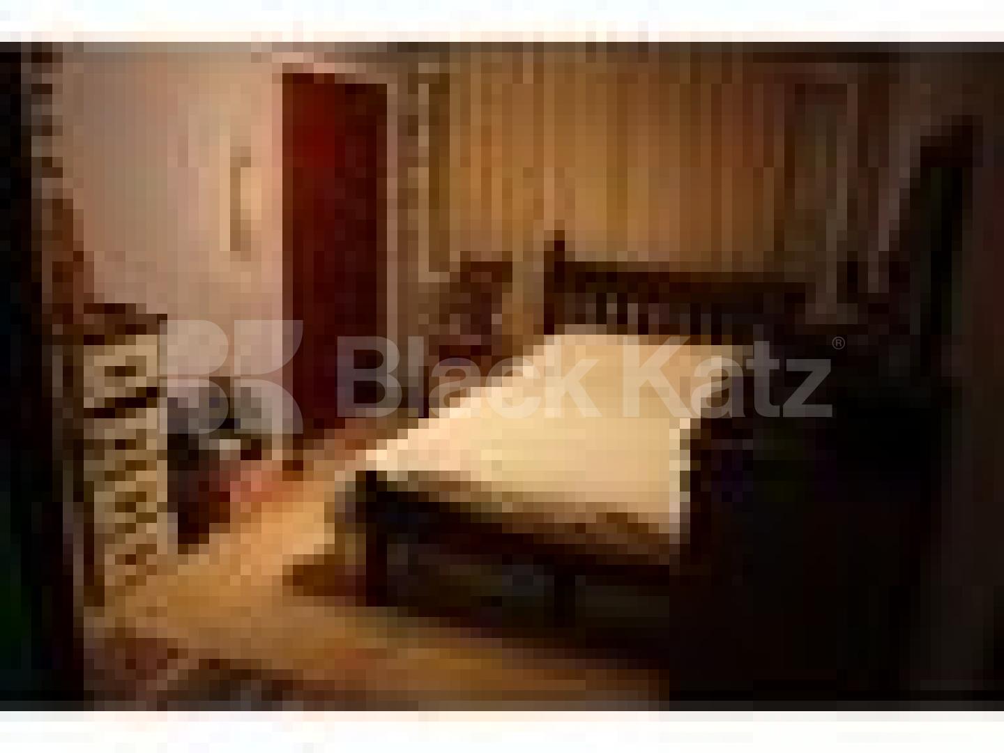 			LARGE TWO BEDROOM FLAT!, 2 Bedroom, 1 bath, 1 reception Serviced Apartments			 Lincoln Road, EAST FINCHLEY