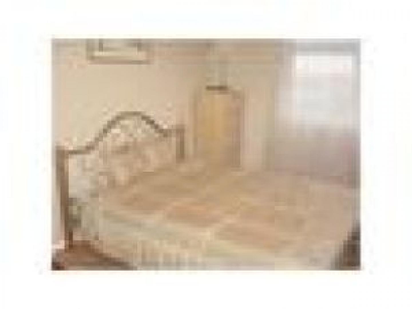 			2 Bedroom, 1 bath, 1 reception Flat			 Font Hills, EAST FINCHLEY