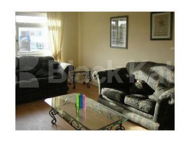 			NEW INSTRUCTION!, 2 Bedroom, 1 bath, 1 reception Apartment			 Font Hills, EAST FINCHLEY