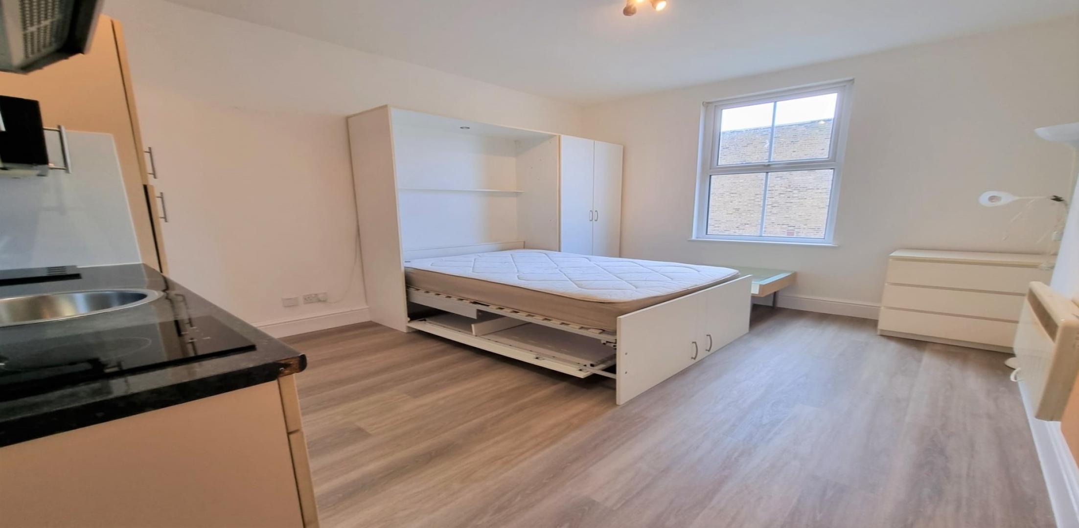 Great studio apartment Fairfax Road, SOUTH HAMPSTEAD NW6