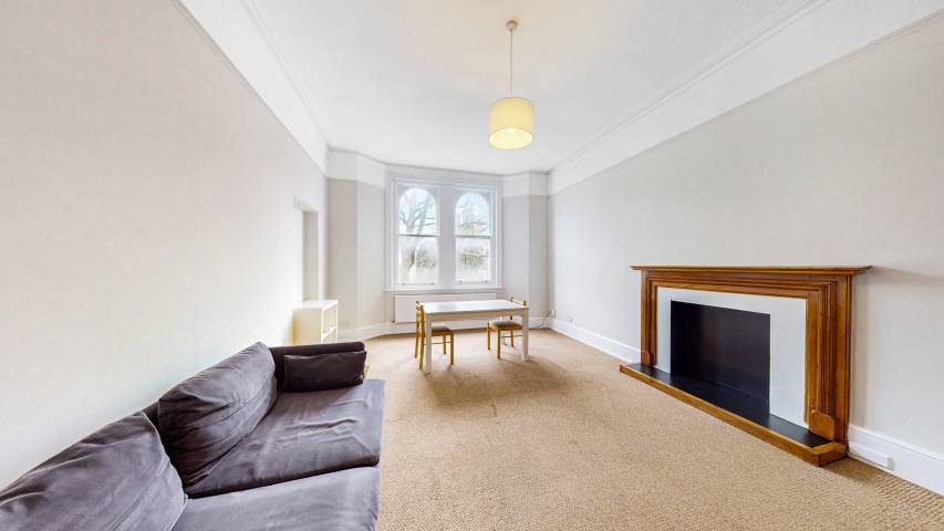 			2 Bedroom,  bath, 1 reception 			 West End Lane, West Hampstead