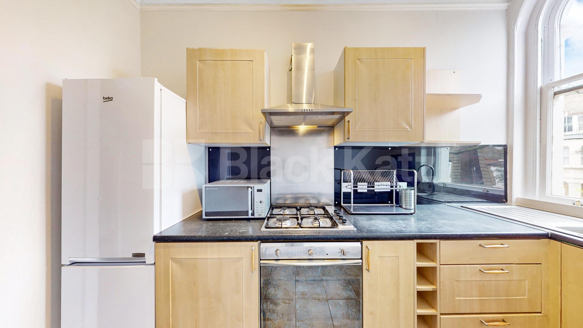 			2 Bedroom, 1 bath, 1 reception 			 West End Lane,  London  NW6