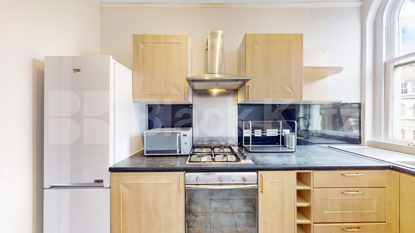 			2 Bedroom, 1 bath, 1 reception 			 West End Lane,  London  NW6