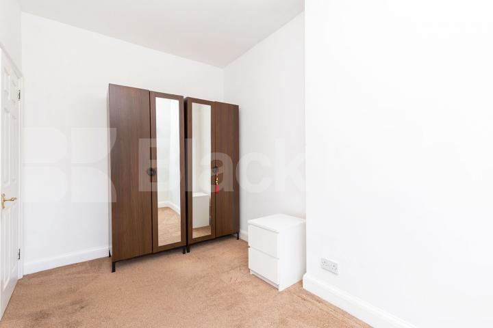 Located close to Finsbury Park Station offering fantastic transport links Digby Crescent, Finsbury Park
