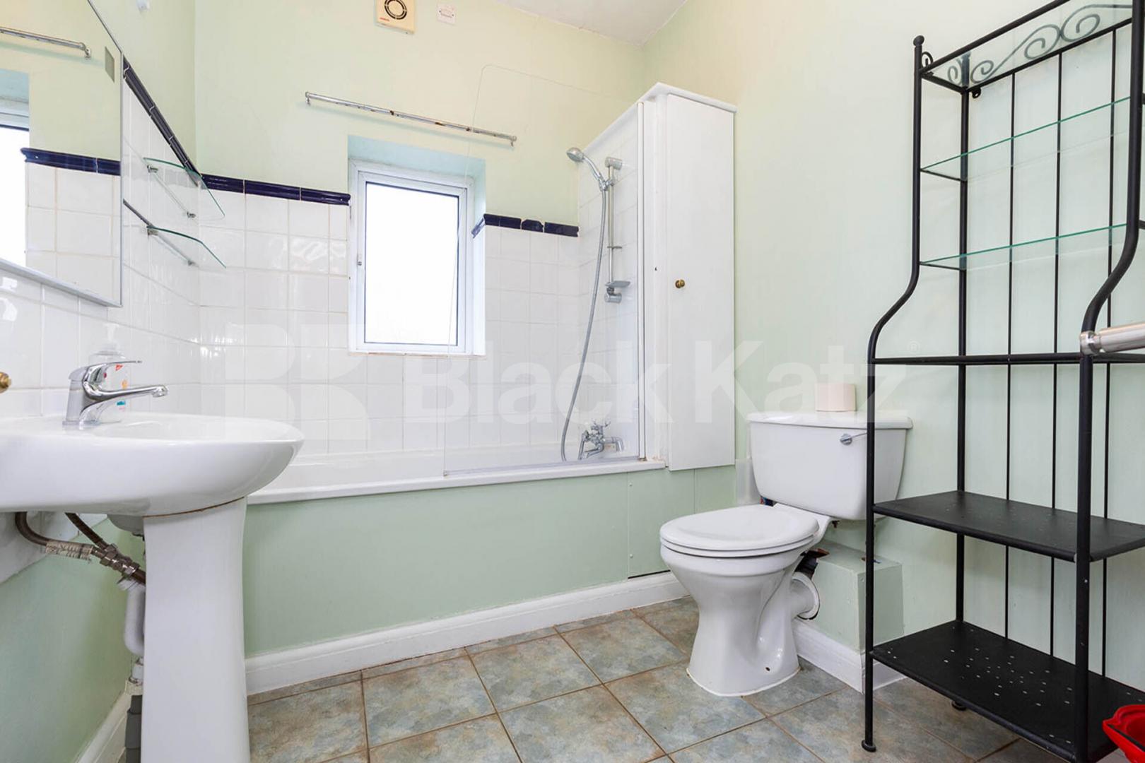 Located close to Finsbury Park Station offering fantastic transport links Digby Crescent, Finsbury Park