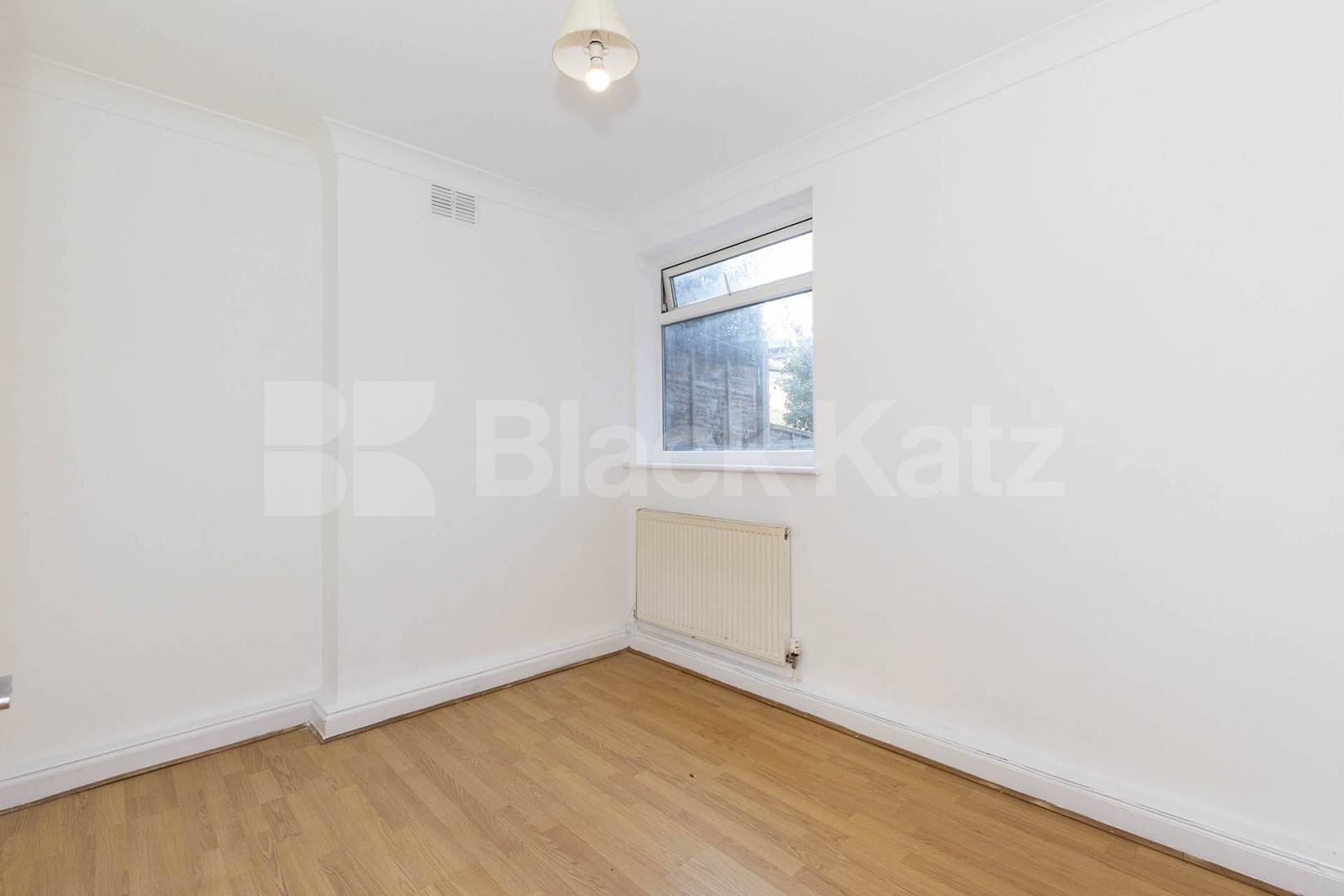 Furnished or Unfurnished / Suitable for Sharers or a Family Claremont Road, London, NW2,  London