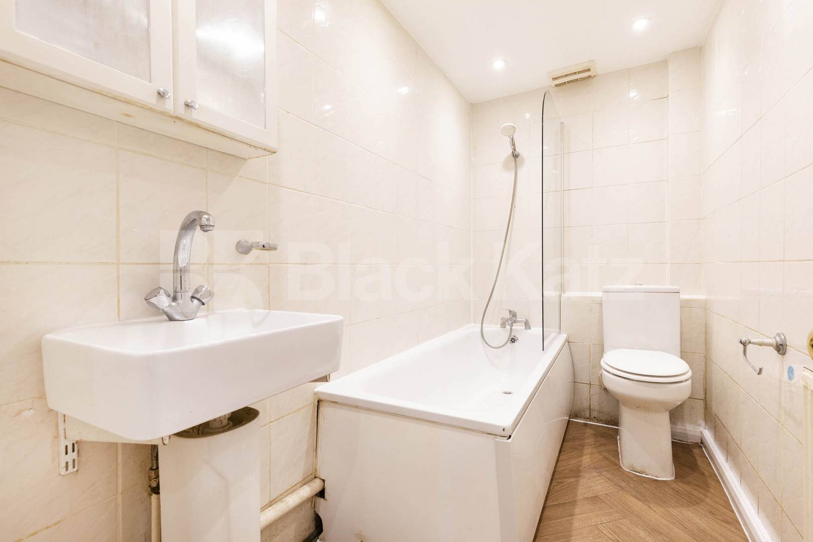 Furnished or Unfurnished / Suitable for Sharers or a Family Claremont Road, London, NW2,  London