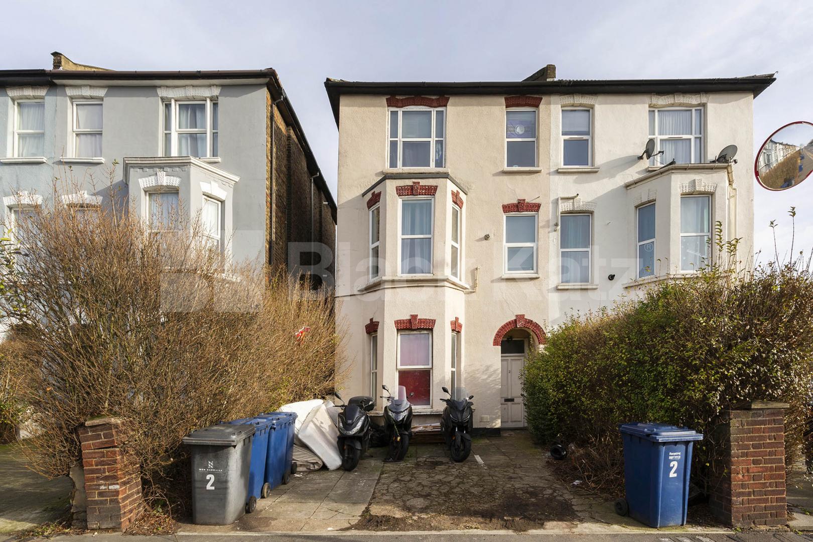 Furnished or Unfurnished / Suitable for Sharers or a Family Claremont Road, London, NW2,  London