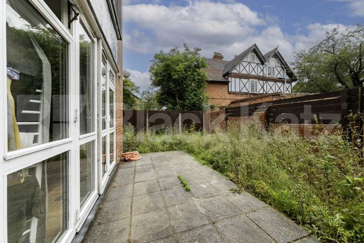 This is a great apartment in a modern newly built block a short walk from Willesden Green tube Heathfield Park, Willesden Green, NW2,  Lotus House