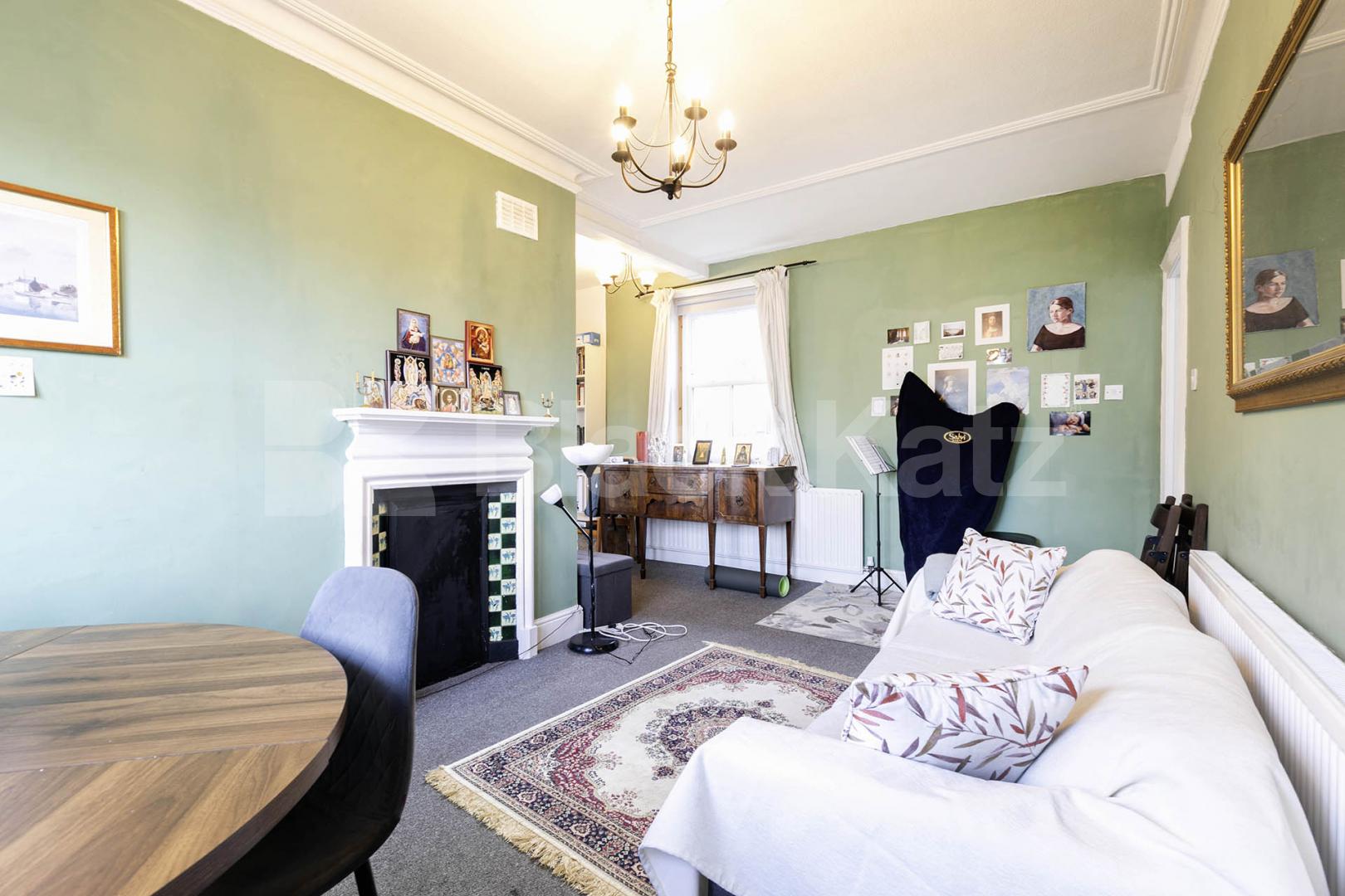 Black Katz are proud to present this spacious and beautifully two double bedroom flat, offering an ideal blend of size, location and quality Stanlake Road, Swindon House, W12,  Swindon House