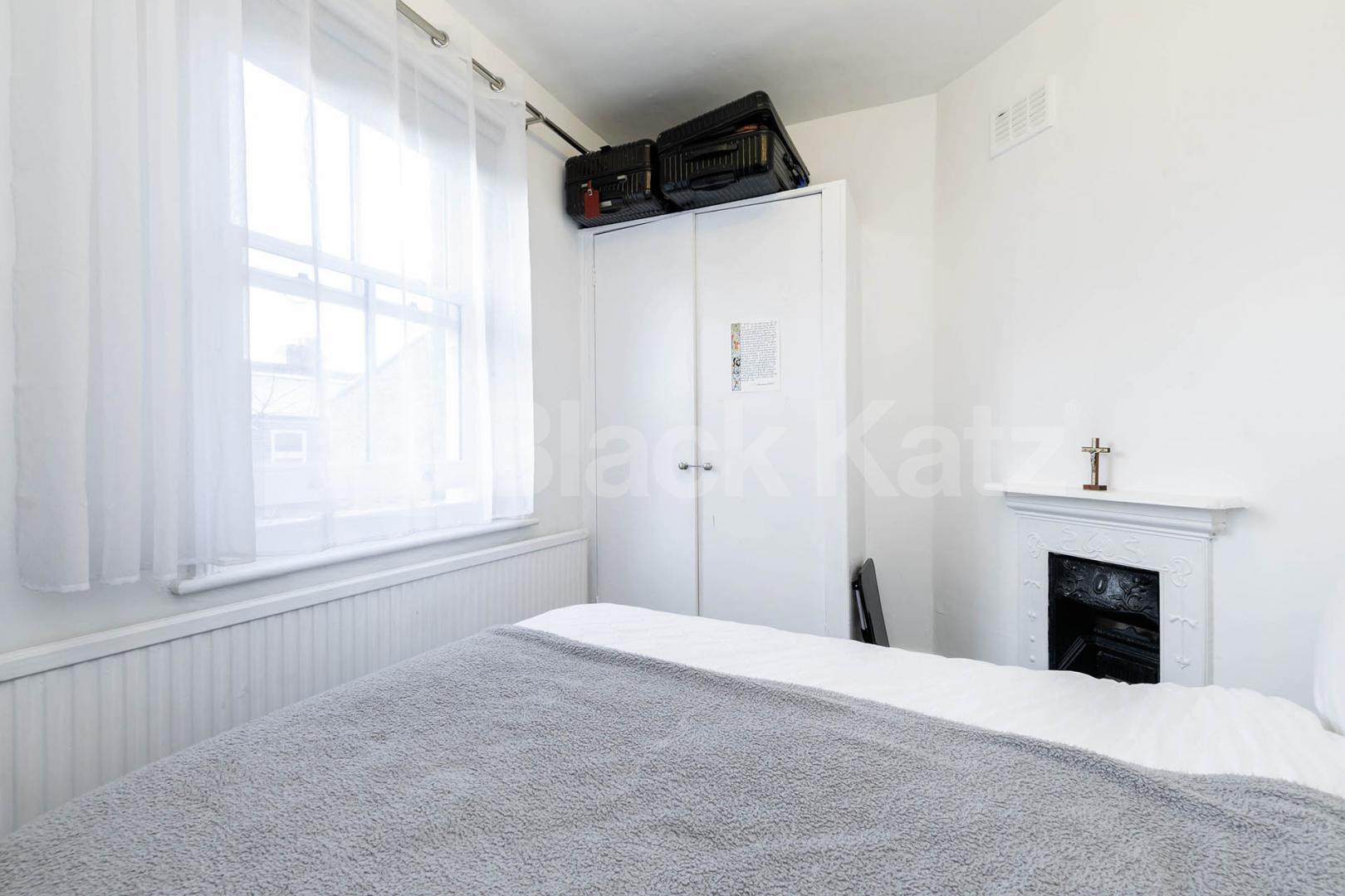 			2 Bedroom, 1 bath, 1 reception 			 Stanlake Road, Swindon House, W12,  Swindon House