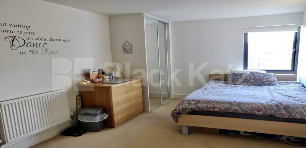 			2 Bedroom, 1 bath, 1 reception Apartment			 Jude Street, St. Luke Square 