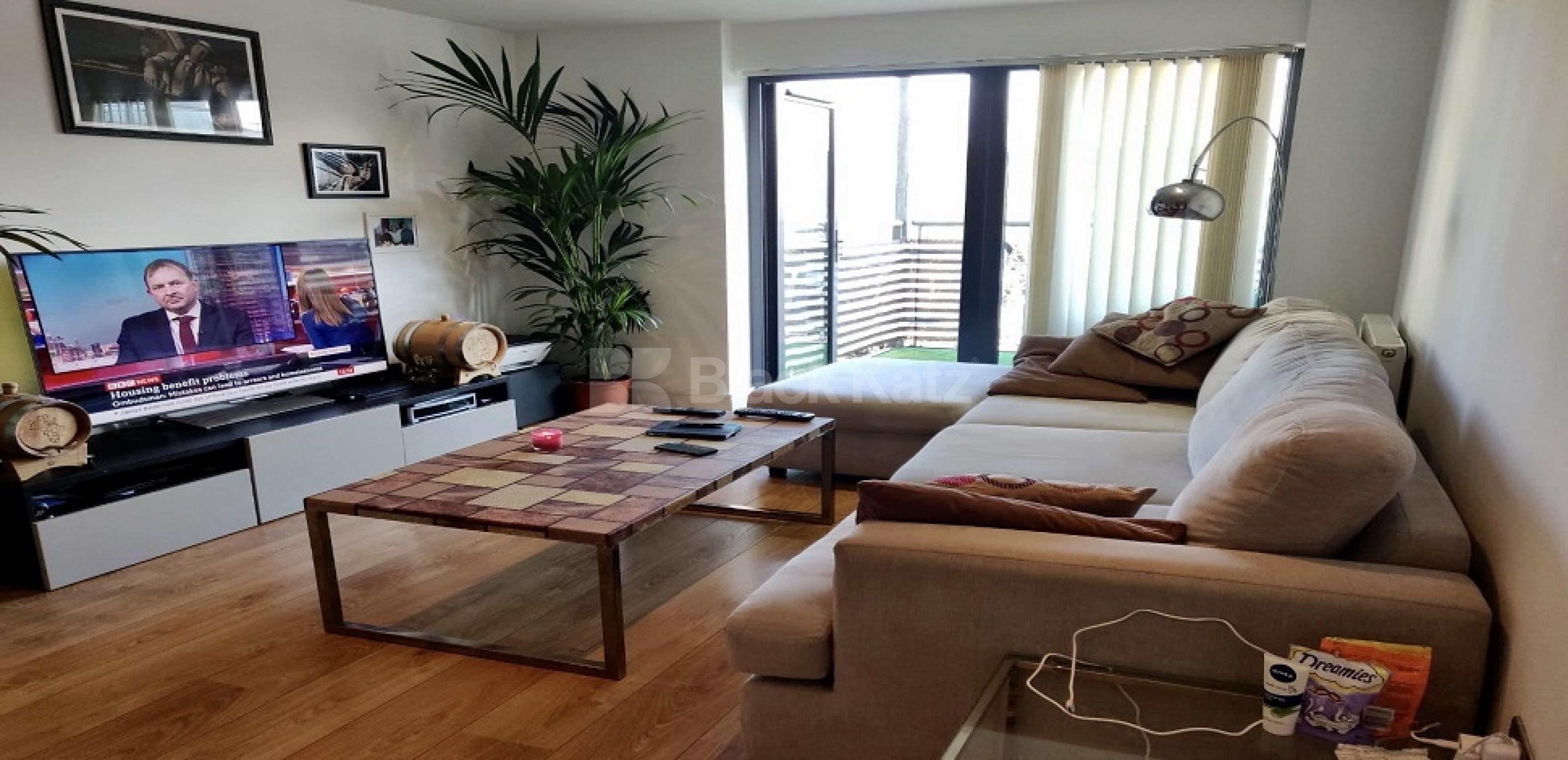 			2 Bedroom, 1 bath, 1 reception Apartment			 Jude Street, St. Luke Square  E16