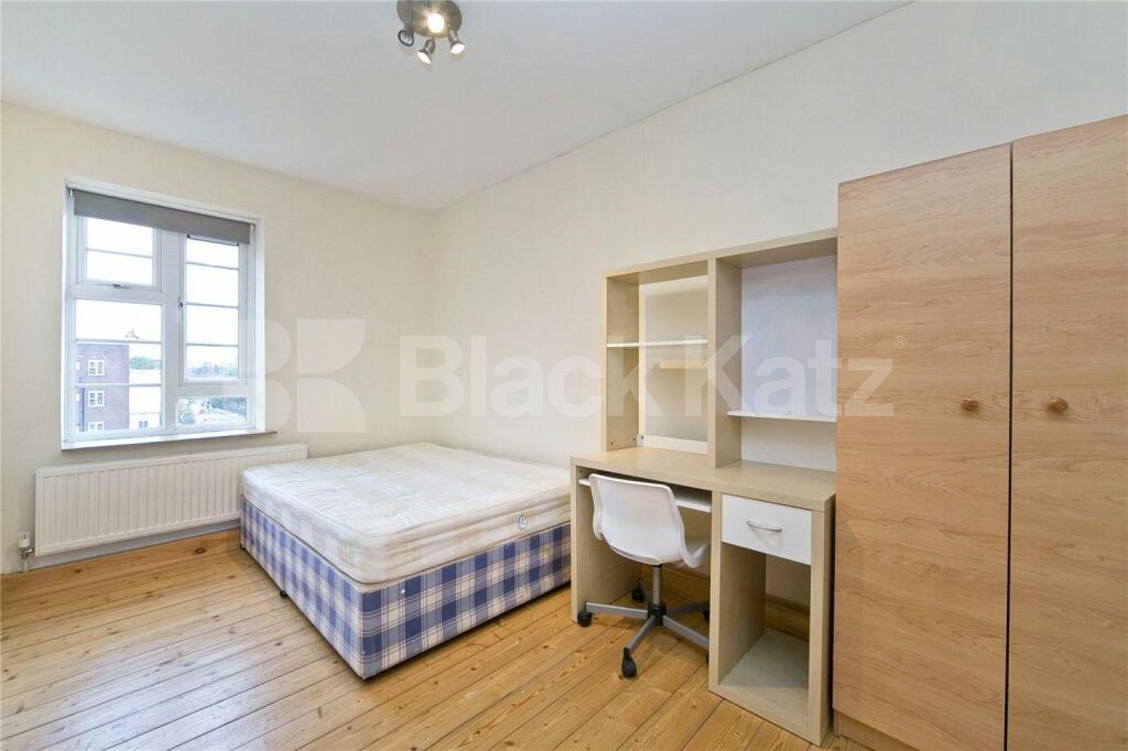 Spacious three bedroom property set in an amazing location  Lewis Street, Camden