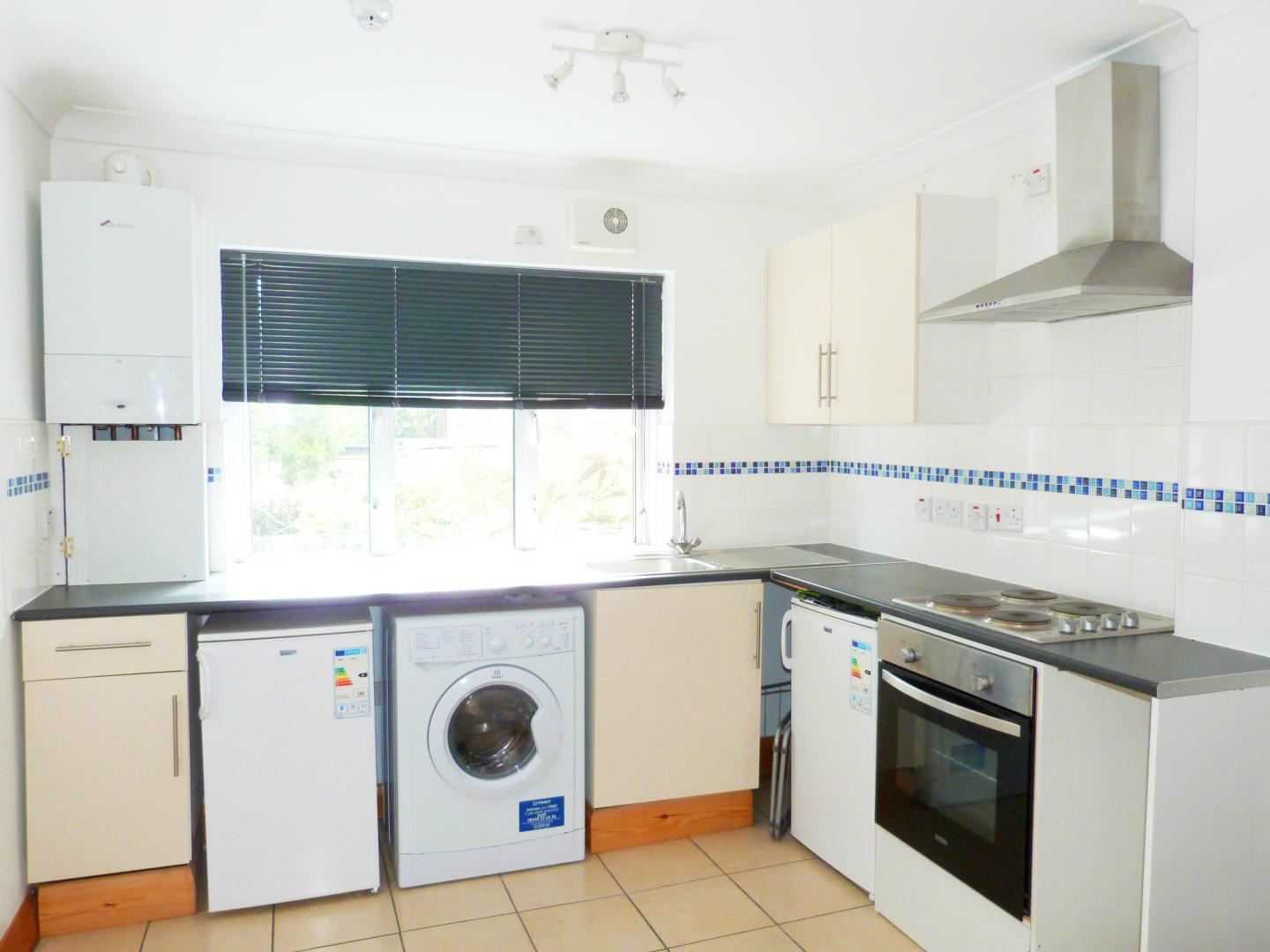 			NEW INSTRUCTION, 1 Bedroom, 1 bath, 1 reception Flat			 Kilburn Lane, QUEENS PARK