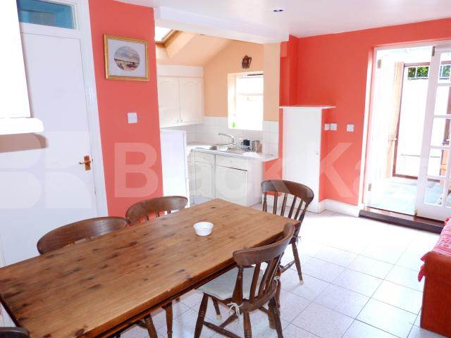 			NEW INSTRUCTION, 1 Bedroom, 1 bath, 1 reception Apartment			 Halford Road, Fulham