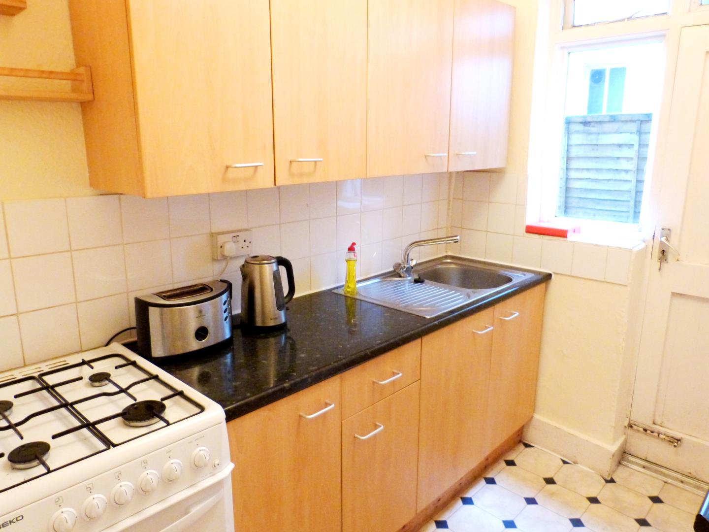 			NEW INSTRUCTION (Private Garden), 2 Bedroom, 1 bath, 1 reception Flat			 Harvist Road, QUEENS PARK