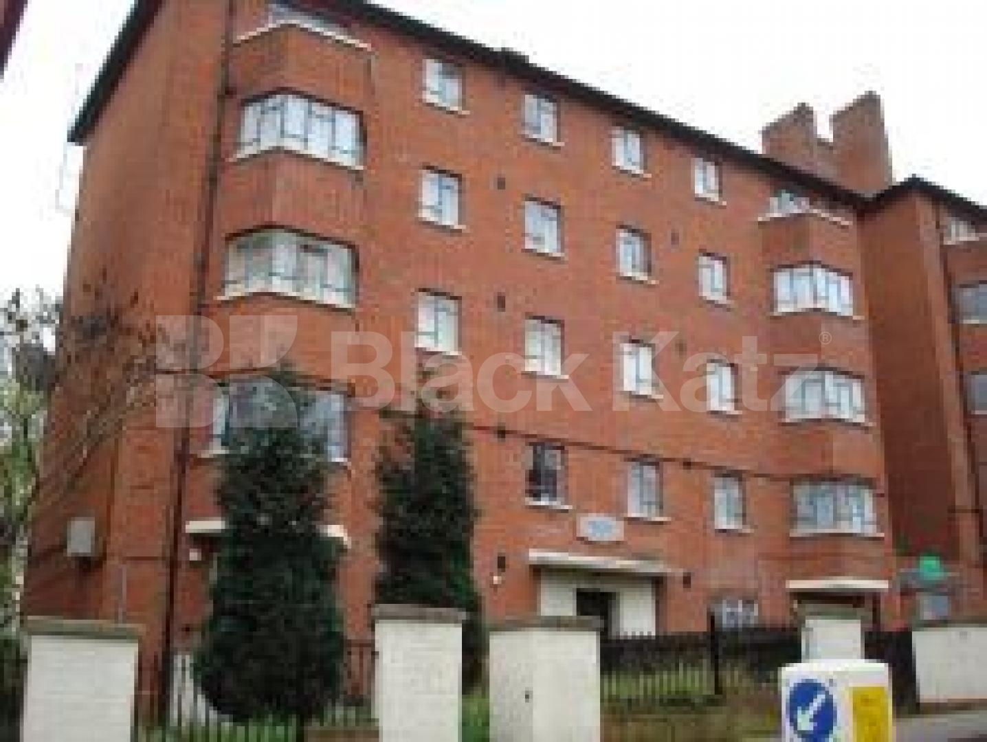 			New instruction/Good For Sharers !!, 2 Bedroom, 1 bath, 1 reception Flat			 Anson Road, TUFNELL PARK N19