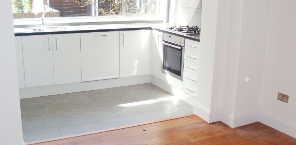 			NEW INSTRUCTION, 3 Bedroom, 1 bath, 1 reception Flat			 Greenhalgh Walk, EAST FINCHLEY / HAMPSTEAD GARDEN SUBURB 