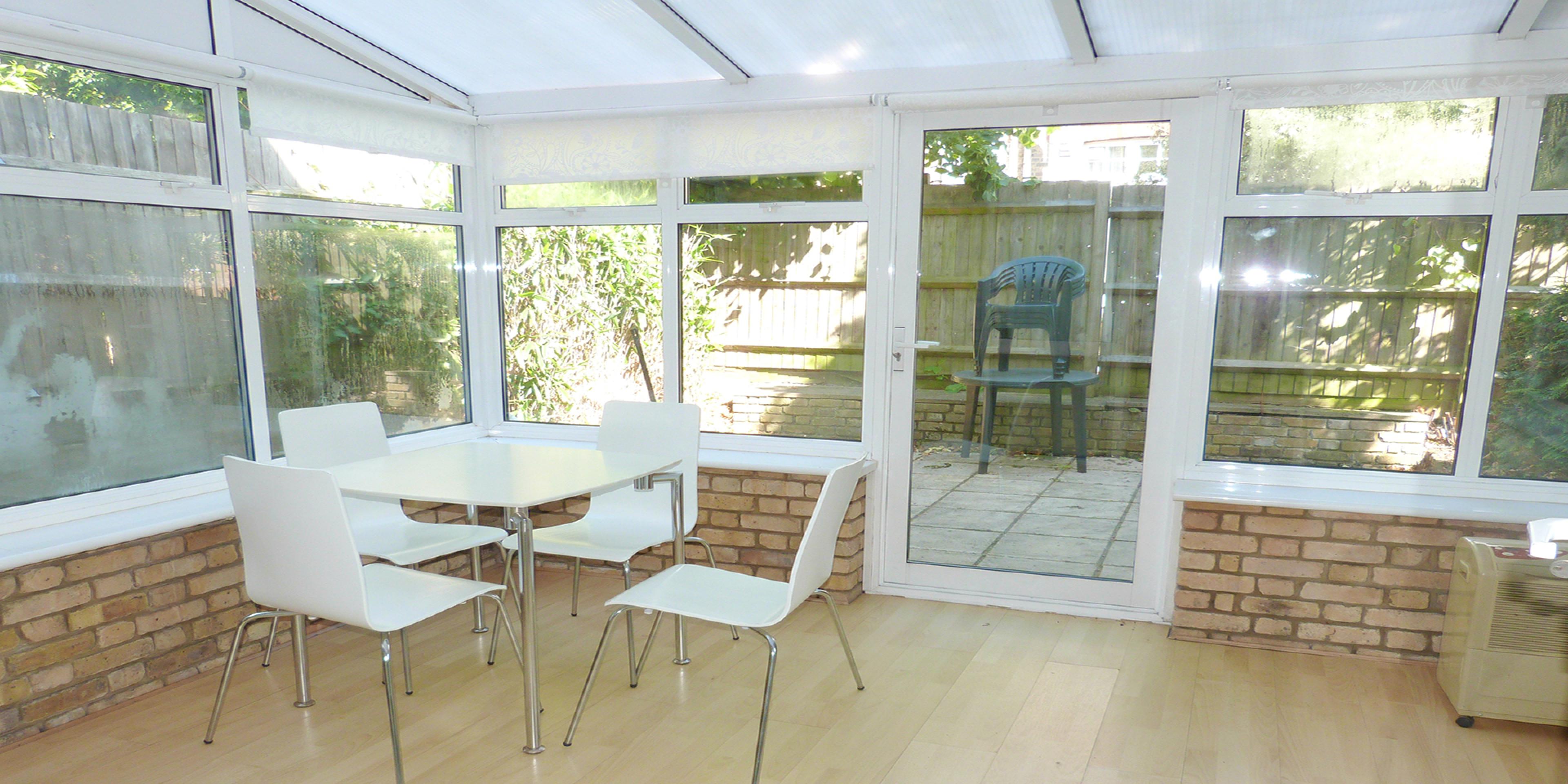 			2 MINS TO BELSIZE PARK TUBE!, Studio Apartment, 1 bath, 1 reception Flat			 Glenmore Road, BELSIZE PARK NW3