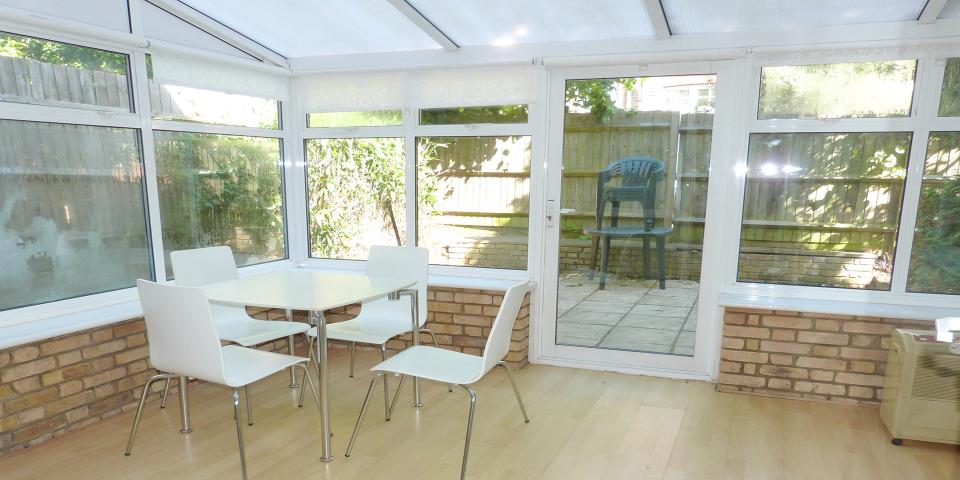 			2 MINS TO BELSIZE PARK TUBE!, Studio Apartment, 1 bath, 1 reception Flat			 Glenmore Road, BELSIZE PARK