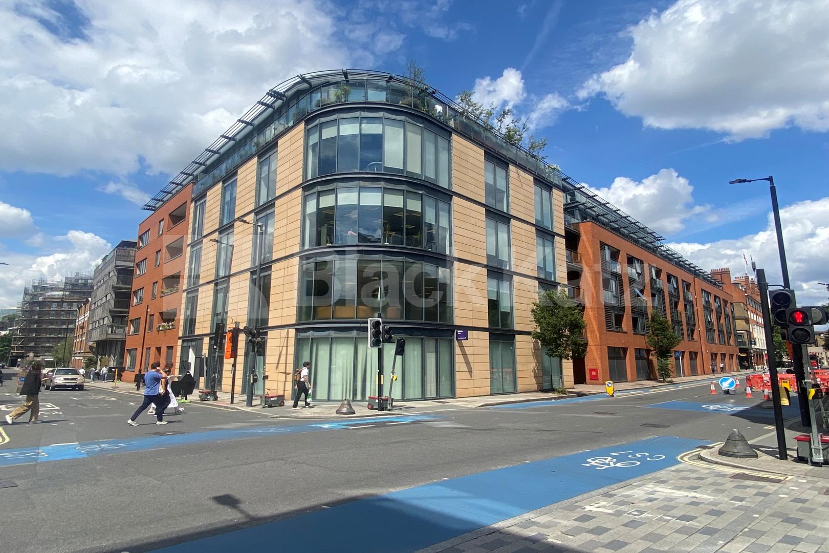 			2 Bedroom, 2 bath, 1 reception Apartment			 Southwark Bridge Road, London Bridge