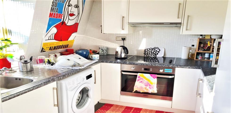 			1 Bedroom, 1 bath, 1 reception Flat			 Lanhill Road, MAIDA VALE