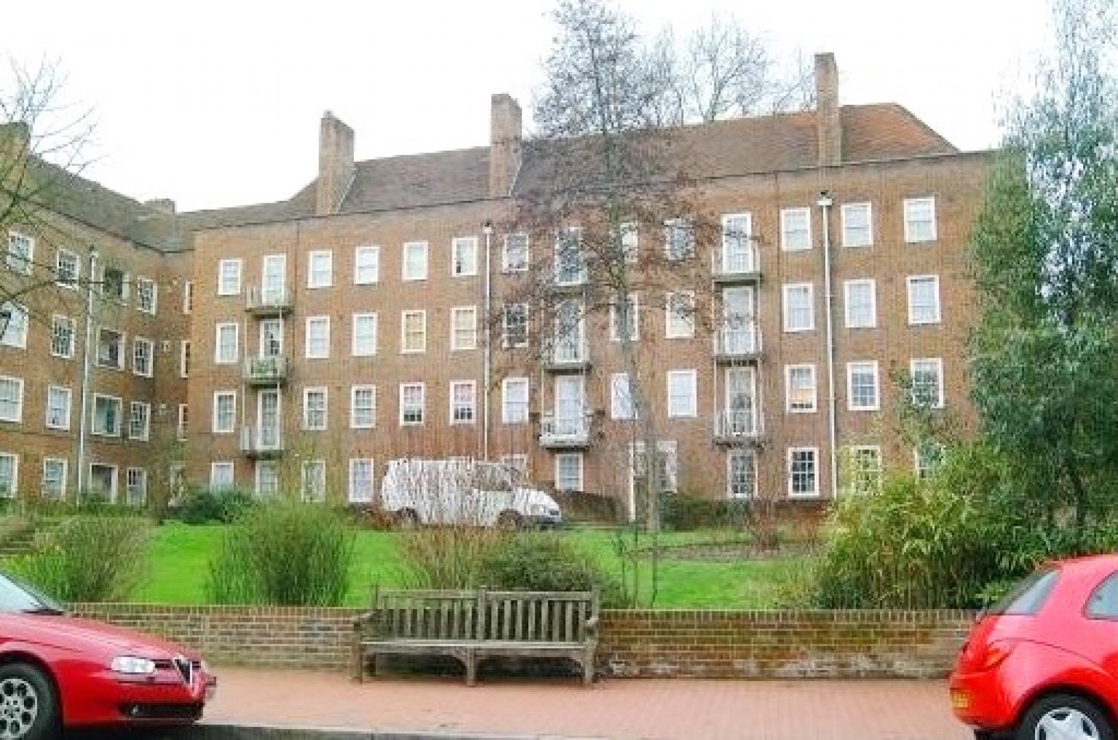 			NEW INSTRUCTION, 1 Bedroom, 1 bath, 1 reception Apartment			 Well Walk, HAMPSTEAD
