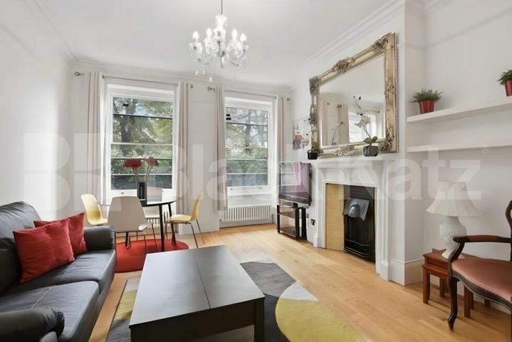 Spacious three double bedroom property with two bathrooms Sandringham Court, Maida Vale