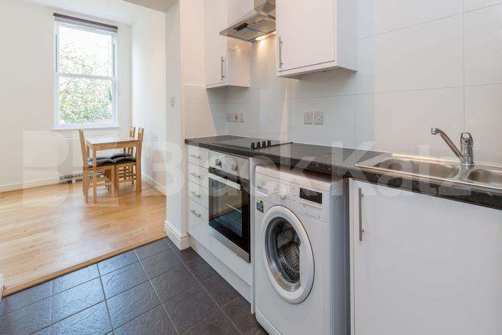 			2 Bedroom, 1 bath, 1 reception Flat			 Hillmarton Road , Caledonian Road