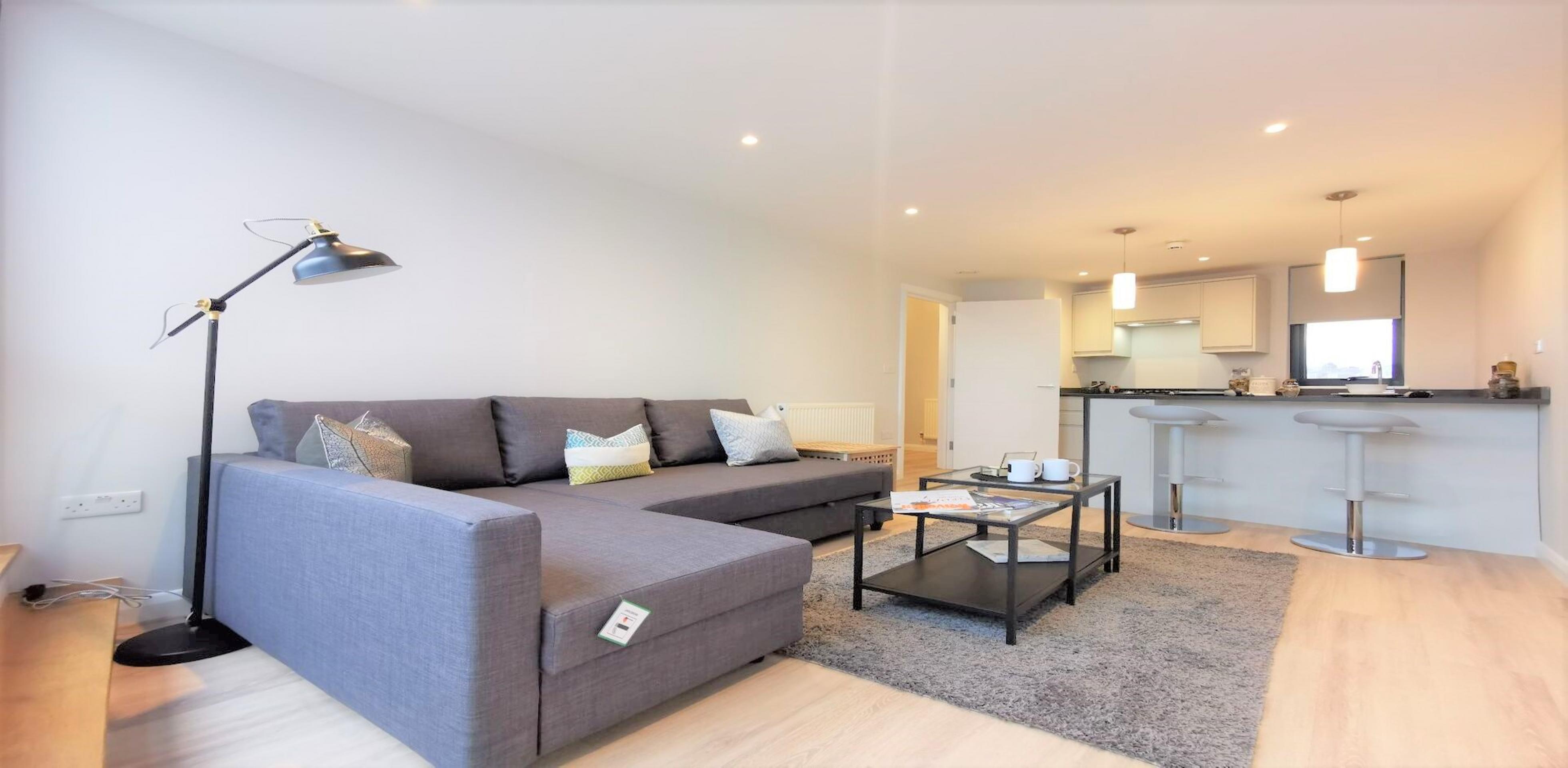 Unique Penthouse with stunning views High Road, Willesden Green NW10