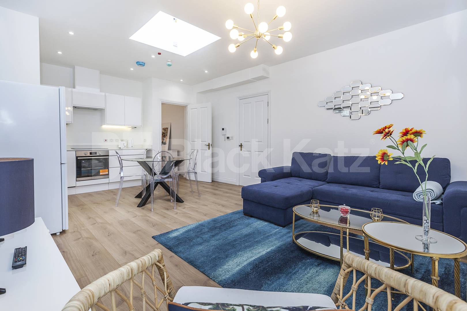 Modern One-Bedroom Flat with Excellent Transport Links Phoenix Road, Euston
