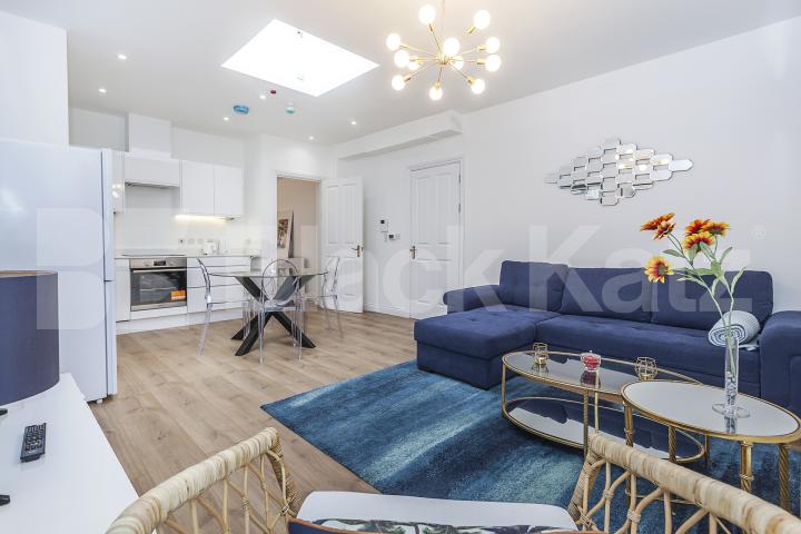 Modern One-Bedroom Flat with Excellent Transport Links Phoenix Road, Euston